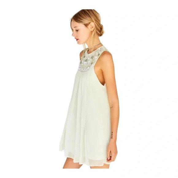 Urban Outfitters Kimchi Blue Mimi Embellished‎ Trapeze Mini Dress size S - Picture 4 of 14